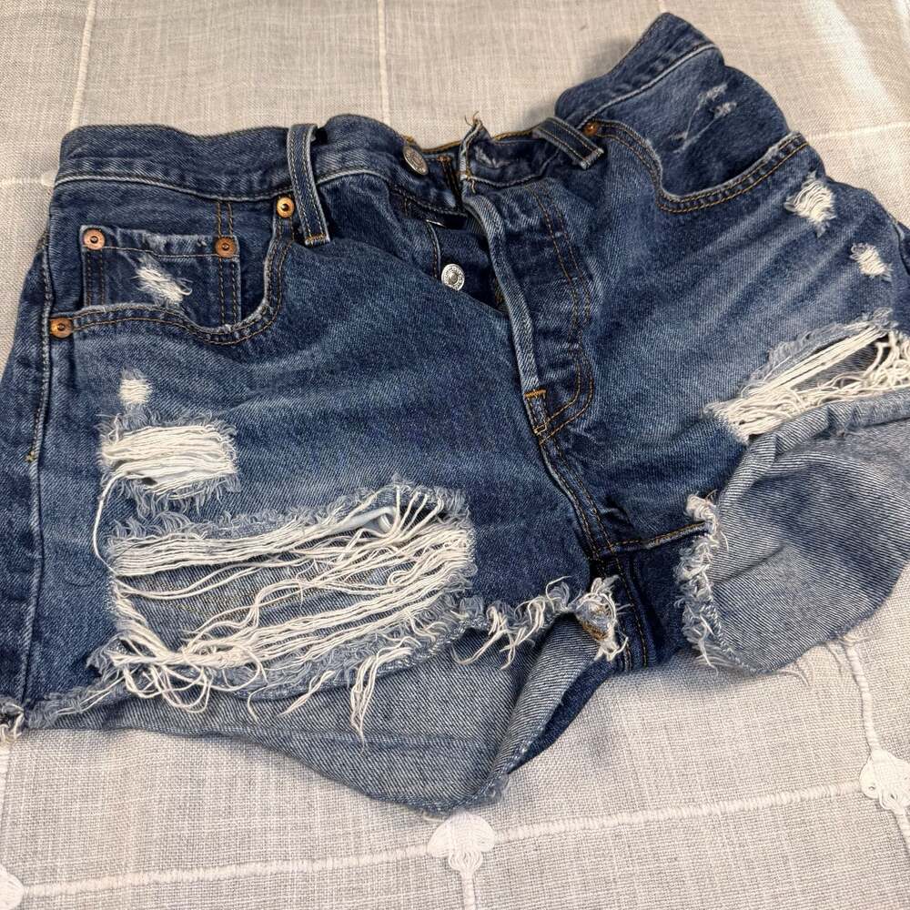 Levi's Premium 501 High-Rise Distressed Cut-Off Button-Fly Shorts Sz 28